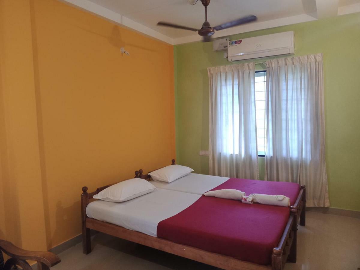 Frangipani Holiday Home Fort Kochi Экстерьер фото