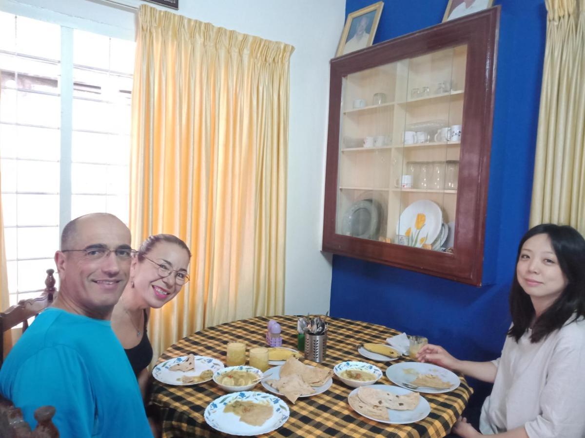 Frangipani Holiday Home Fort Kochi Экстерьер фото